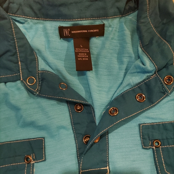 shirt - Picture 2 of 4